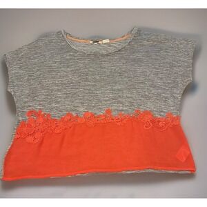 Women's Miss Me Size Gray Coral Size Large Crop Lace Appliqué Type Trim Hobo